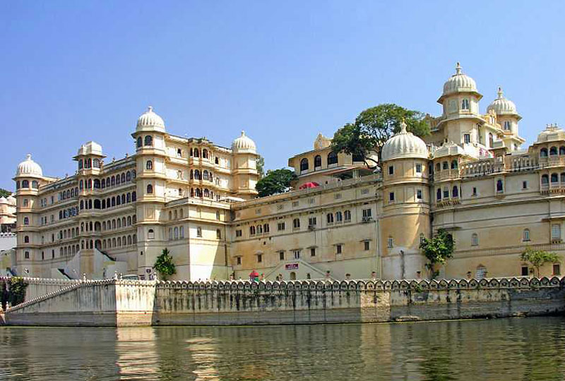 Golden Triangle with Fairytale City of Udaipur